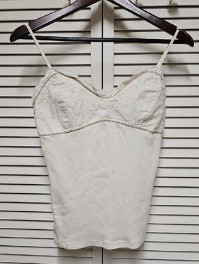 EUC Vintage No Boundaries Lace-Trim Beaded Camisole W Adj Straps And Line On Top